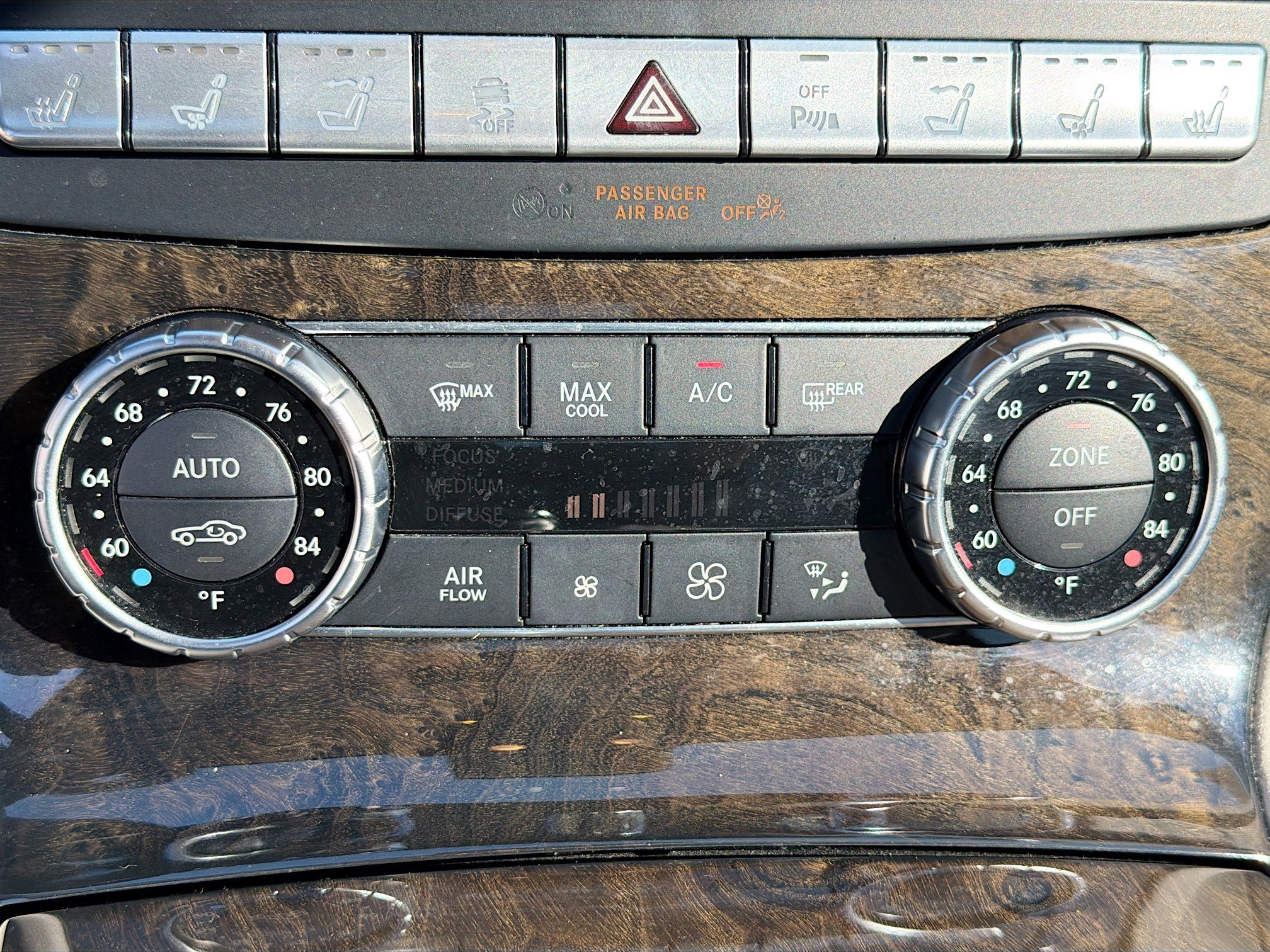 Used 2013 Mercedes-Benz SL 550 image 30