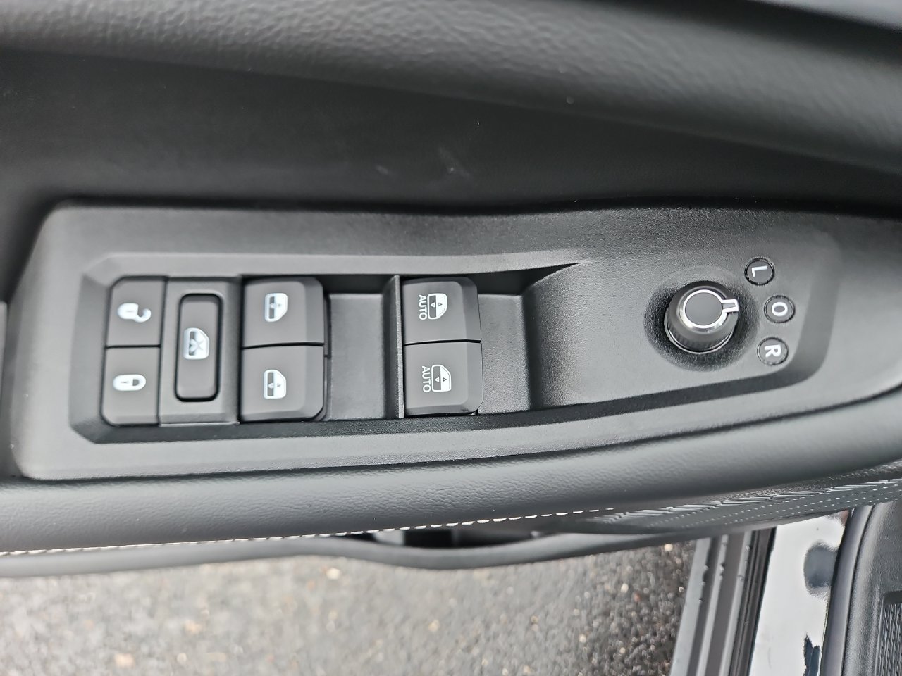 New 2026 Jeep Grand Cherokee Altitude AWD/4WD image 20