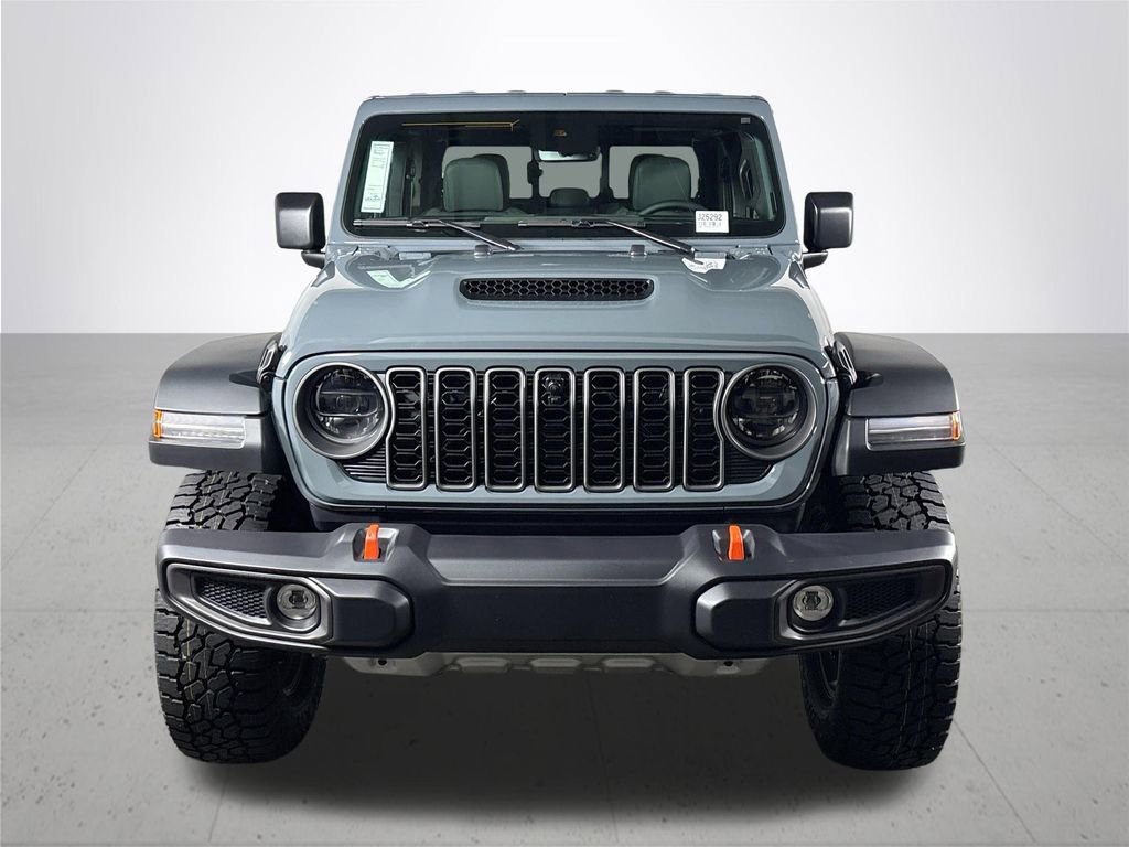 New 2025 Jeep Gladiator Mojave image 4