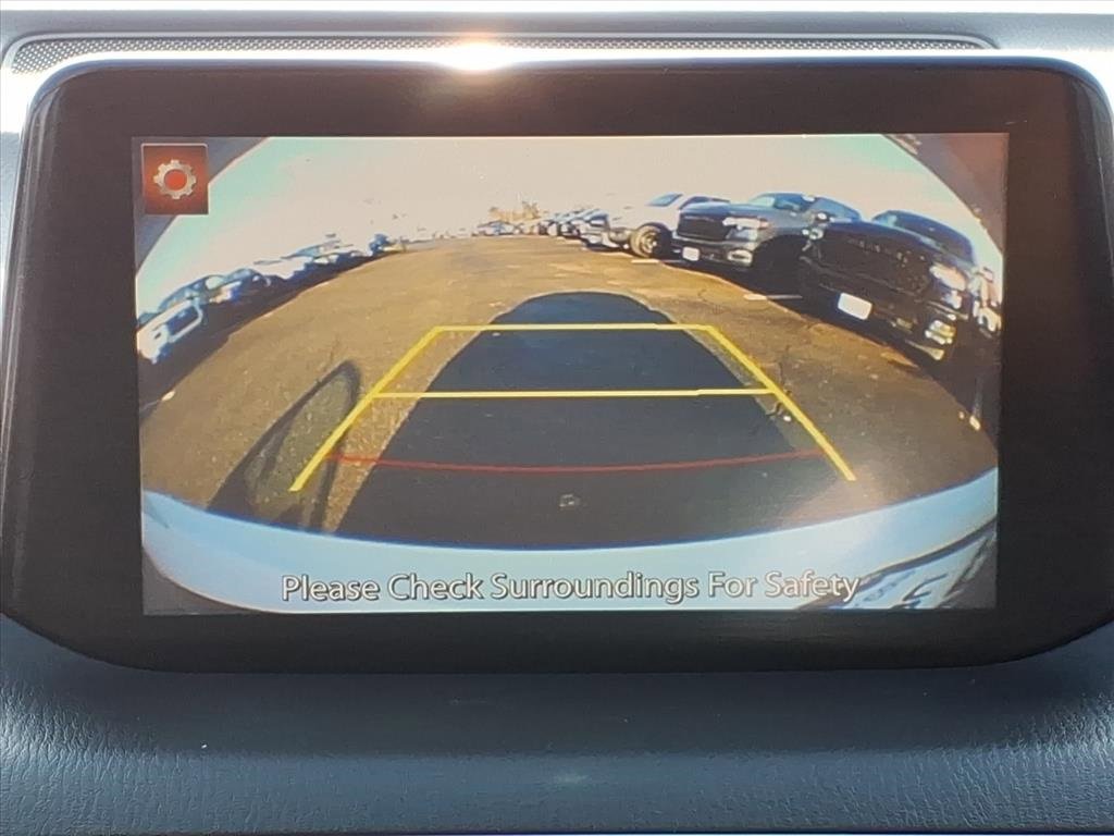 Used 2018 MAZDA MAZDA3 Touring image 9