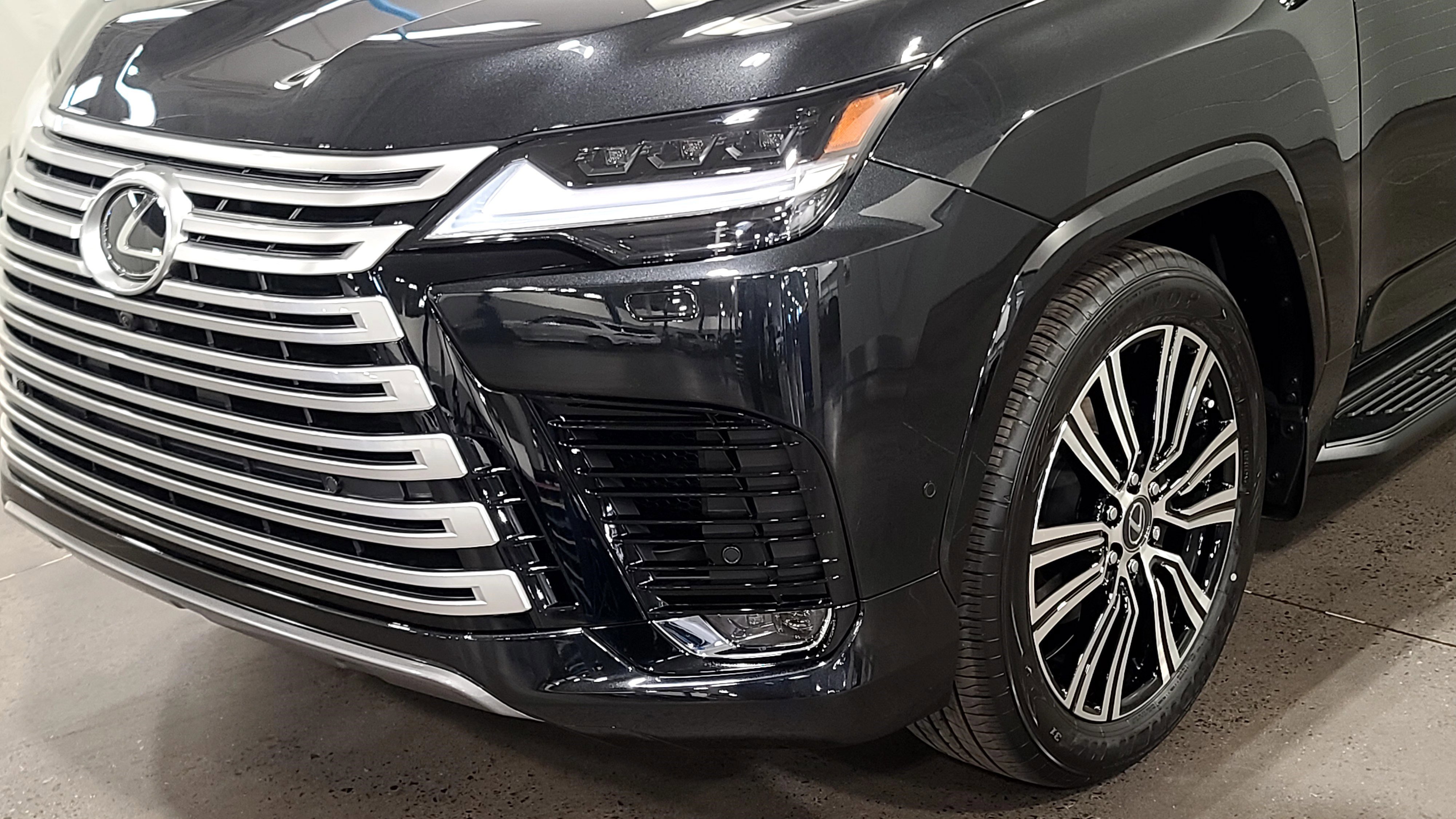 New 2026 Lexus LX 700h Luxury AWD/4WD image 12