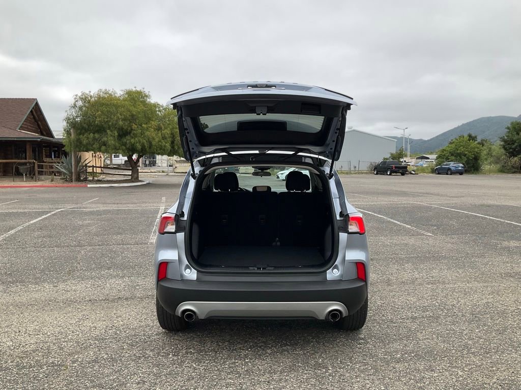 Certified 2022 Ford Escape SE FWD image 11