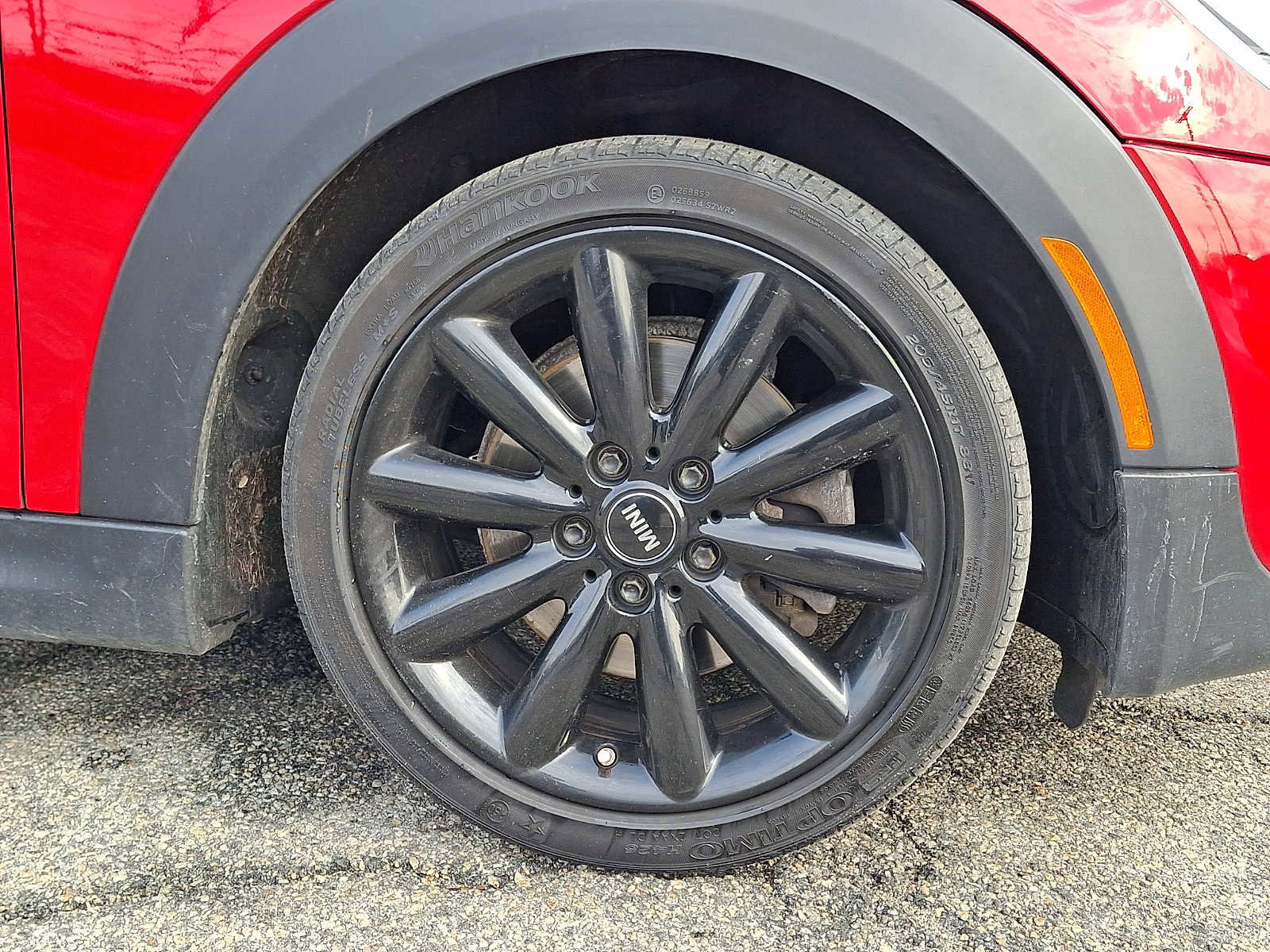 Used 2019 MINI Cooper S w/ Signature Upholstery Package image 8