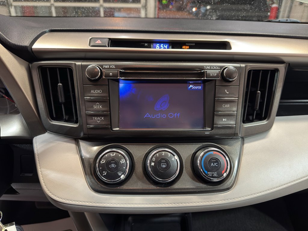 Used 2013 Toyota RAV4 LE image 17