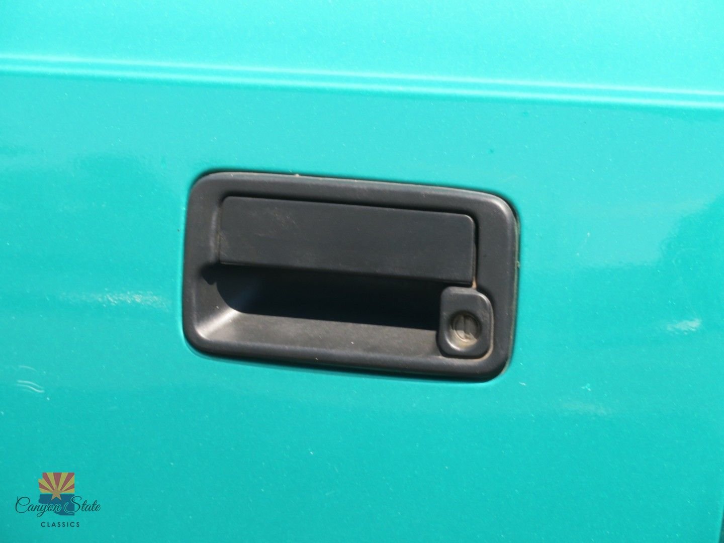 Used 1995 Geo Tracker 2WD 2-Door image 29