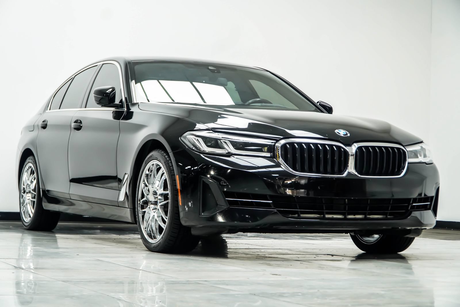 Used 2021 BMW 540i xDrive w/ Premium Package AWD/4WD image 5