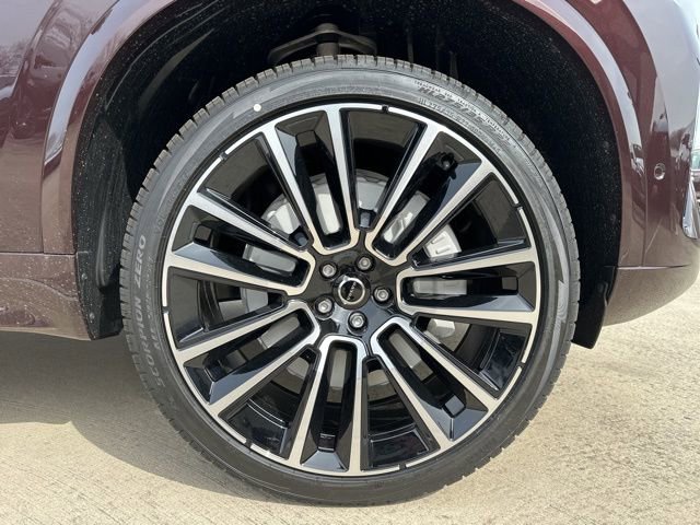 New 2026 Volvo XC90 B6 Plus w/ Protection Package image 9