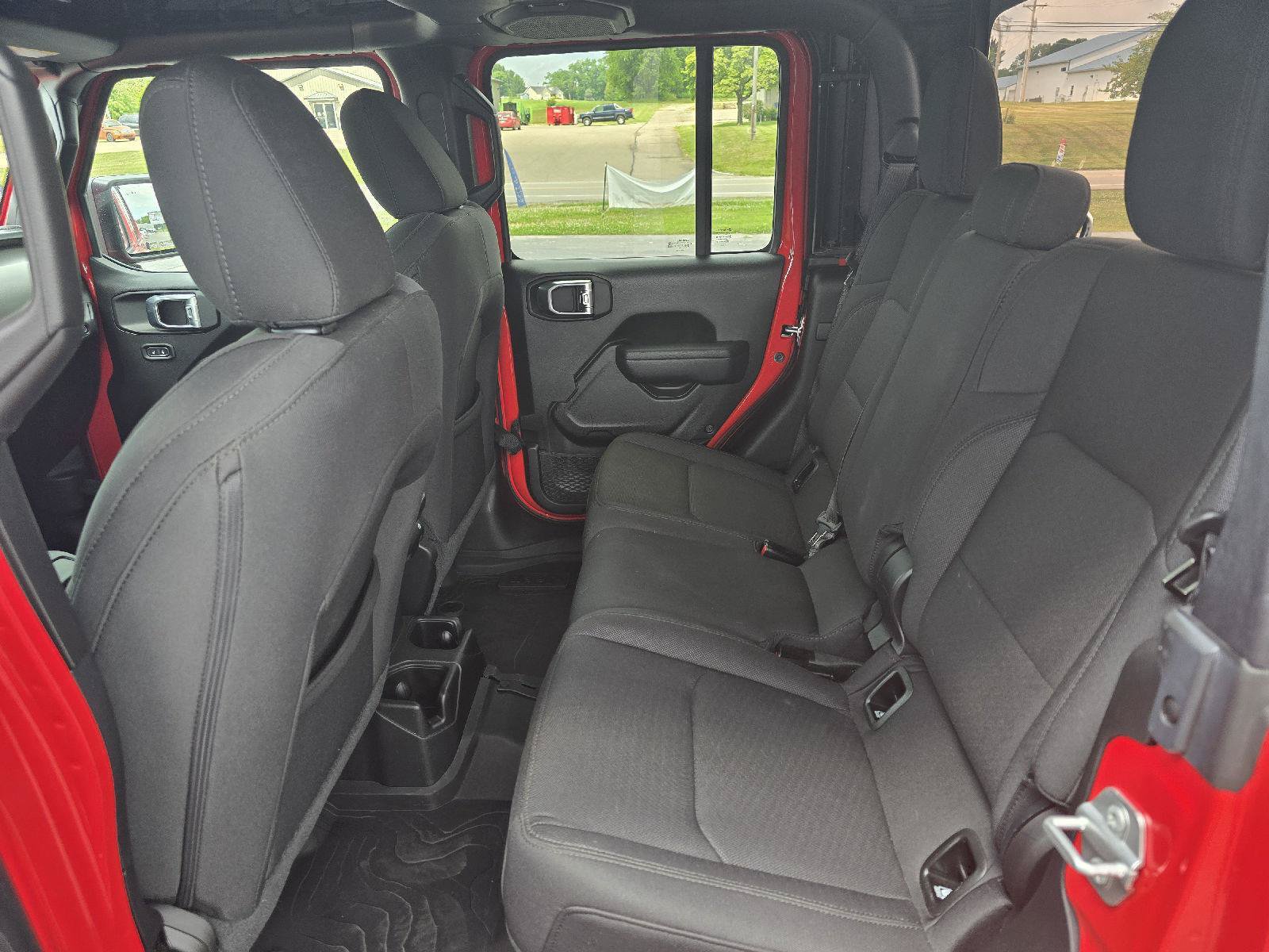 Used 2022 Jeep Gladiator Sport AWD/4WD image 28