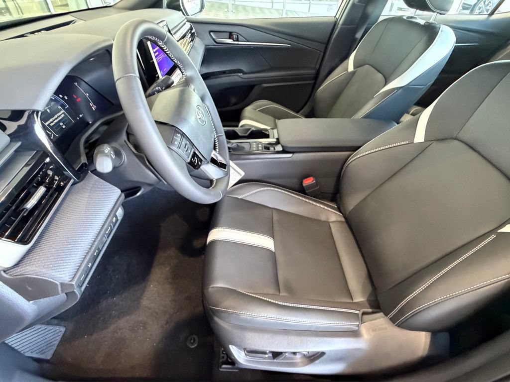Certified 2026 Toyota Camry SE FWD image 21