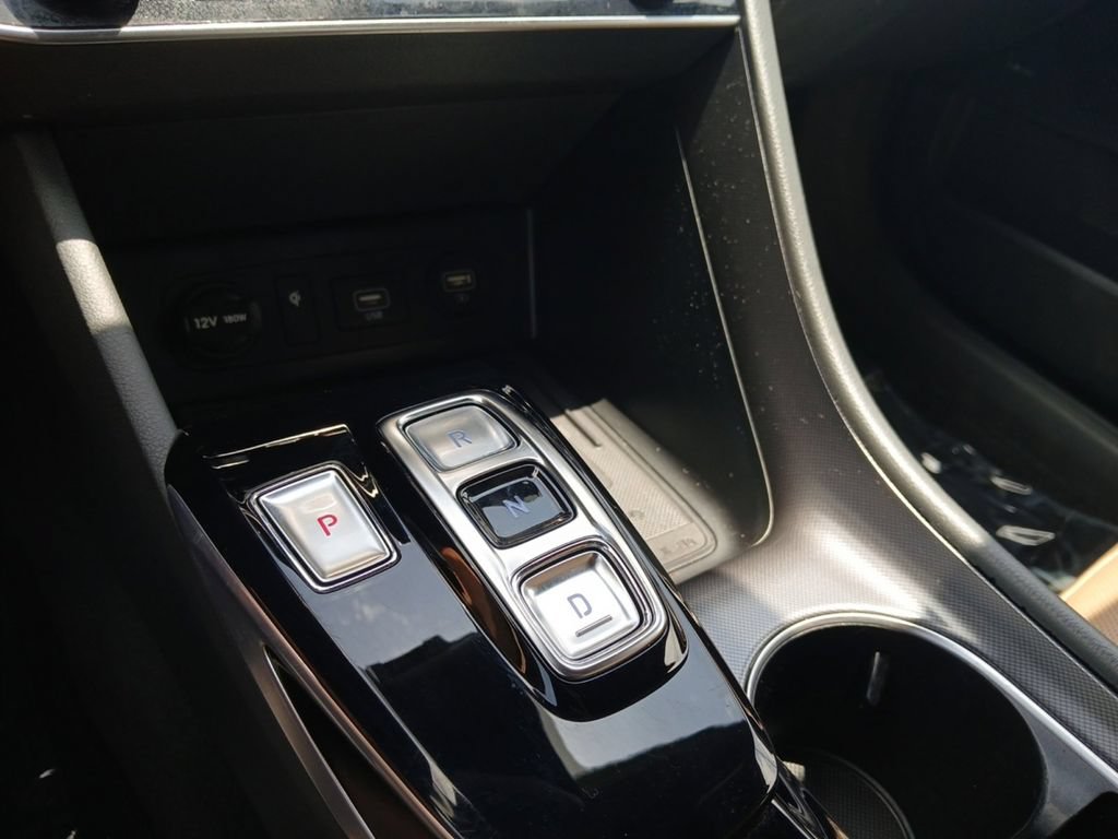 Certified 2023 Hyundai Sonata Limited FWD image 18