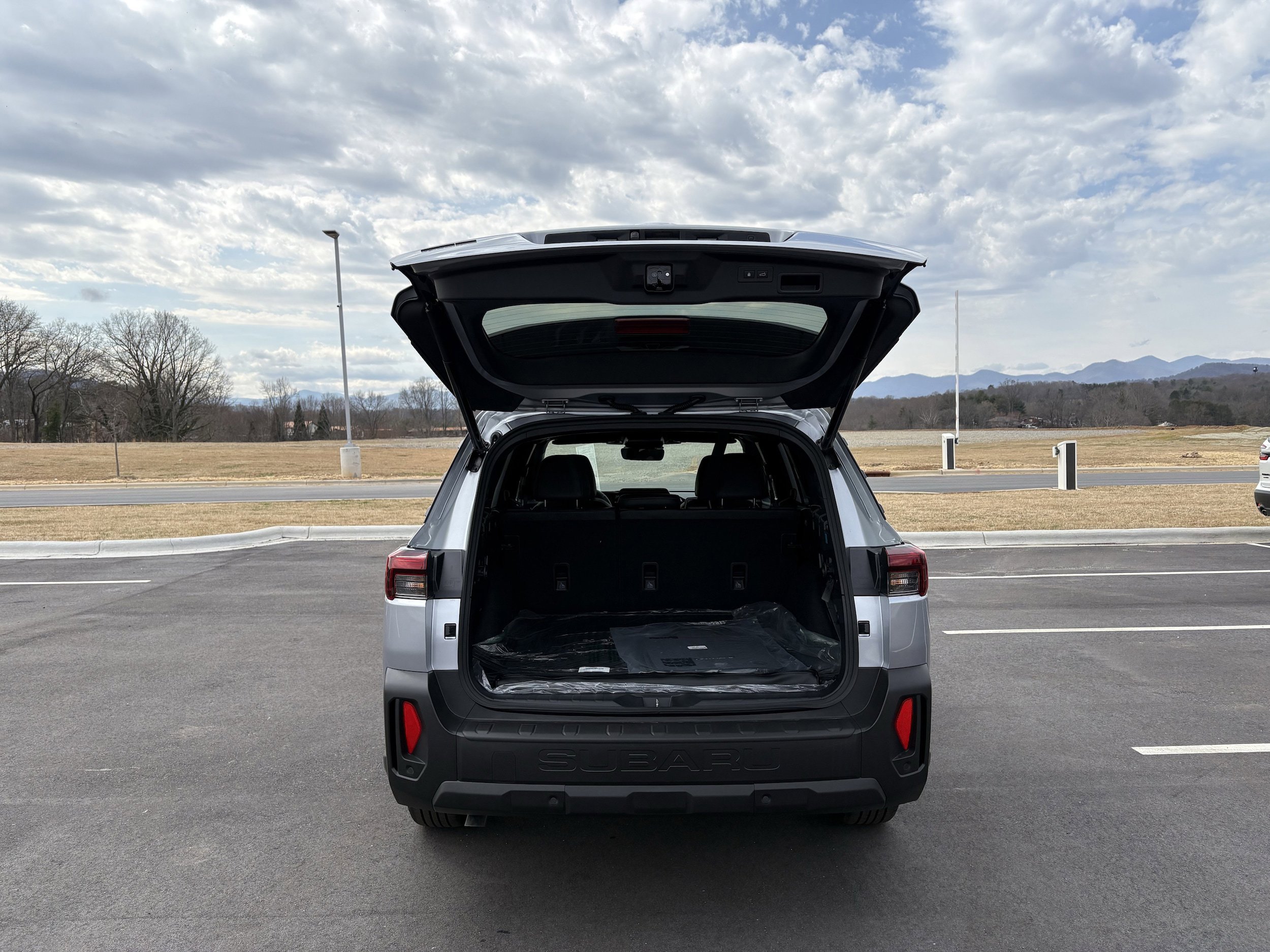 New 2026 Subaru Outback Limited image 11