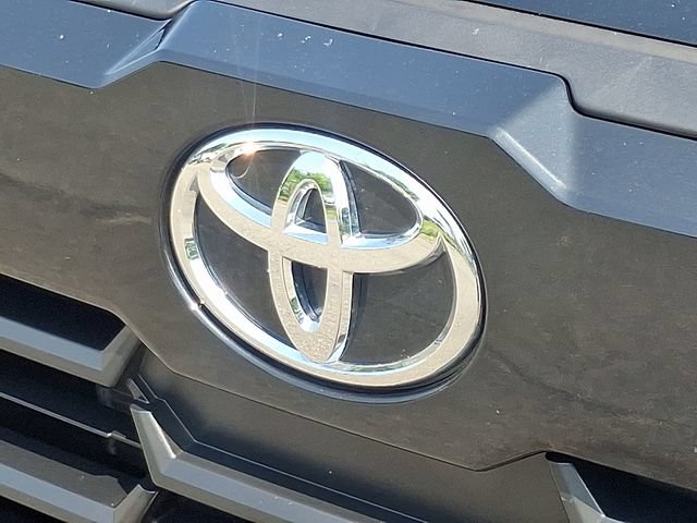 Used 2026 Toyota Corolla Cross XLE FWD image 30