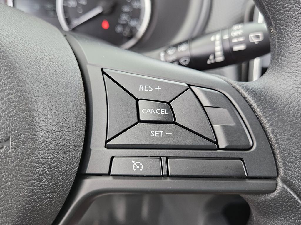 New 2025 Nissan Kicks Play S image 24