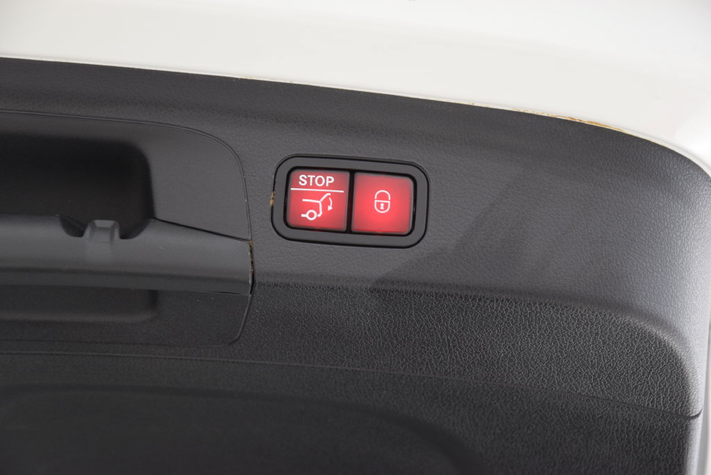 Certified 2023 Mercedes-Benz GLE 53 AMG 4MATIC image 30