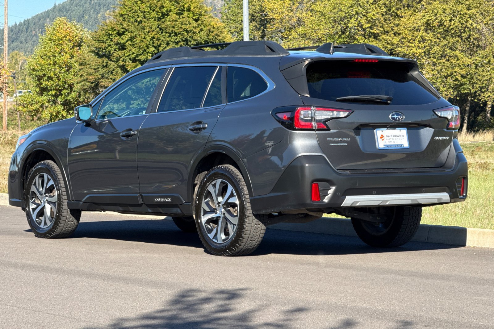 Used 2021 Subaru Outback Limited AWD/4WD image 5