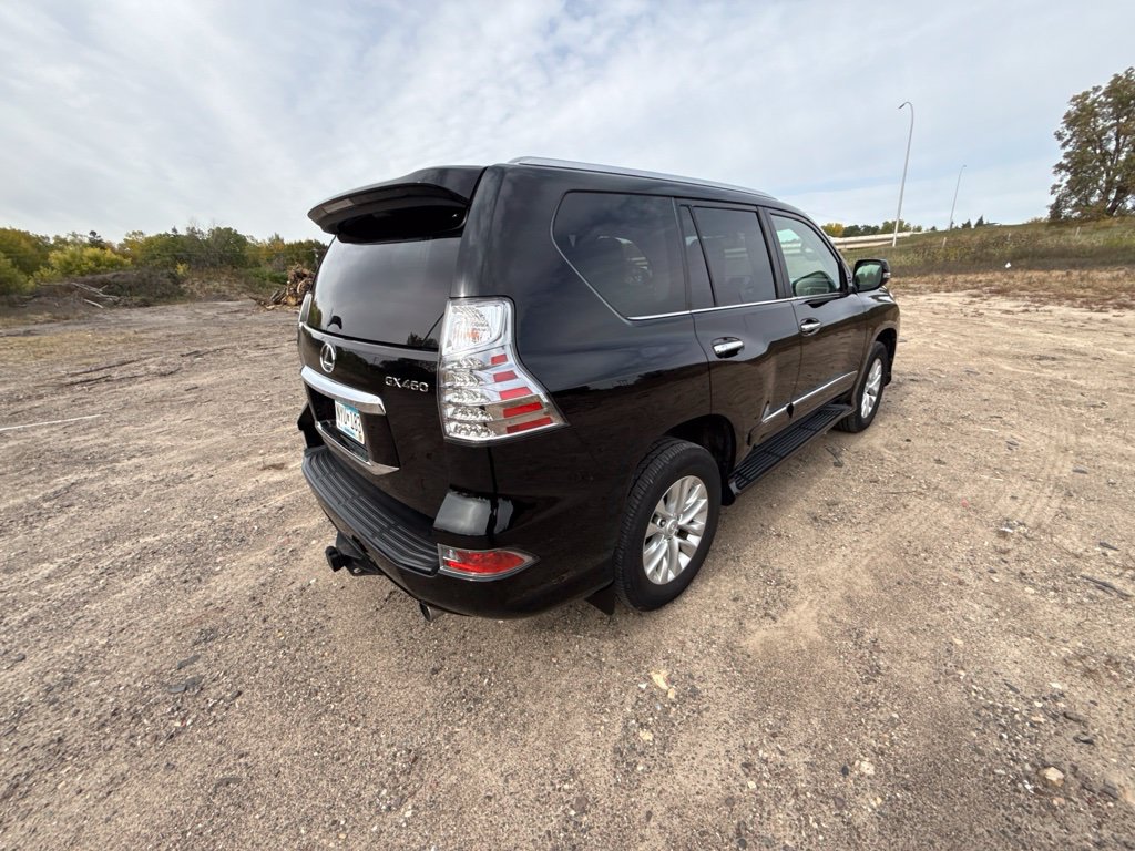 Used 2016 Lexus GX 460 w/ Premium Package AWD/4WD image 7