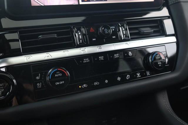 Used 2026 Nissan Pathfinder Platinum AWD/4WD image 19