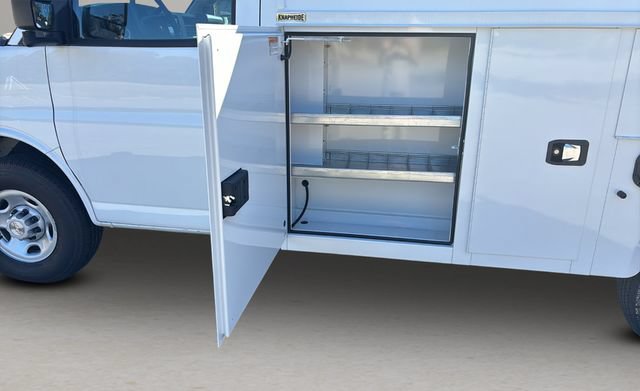 New 2025 Chevrolet Express 3500 w/ Power Convenience Package RWD image 18