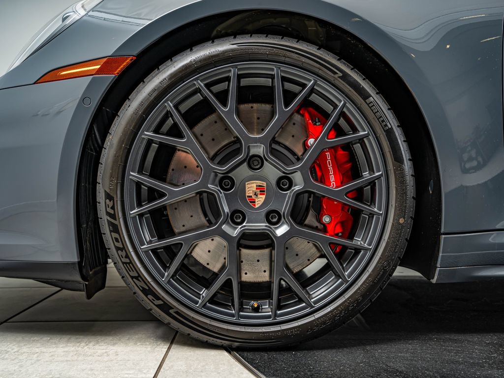 Certified 2026 Porsche 911 Targa 4 GTS AWD/4WD image 14
