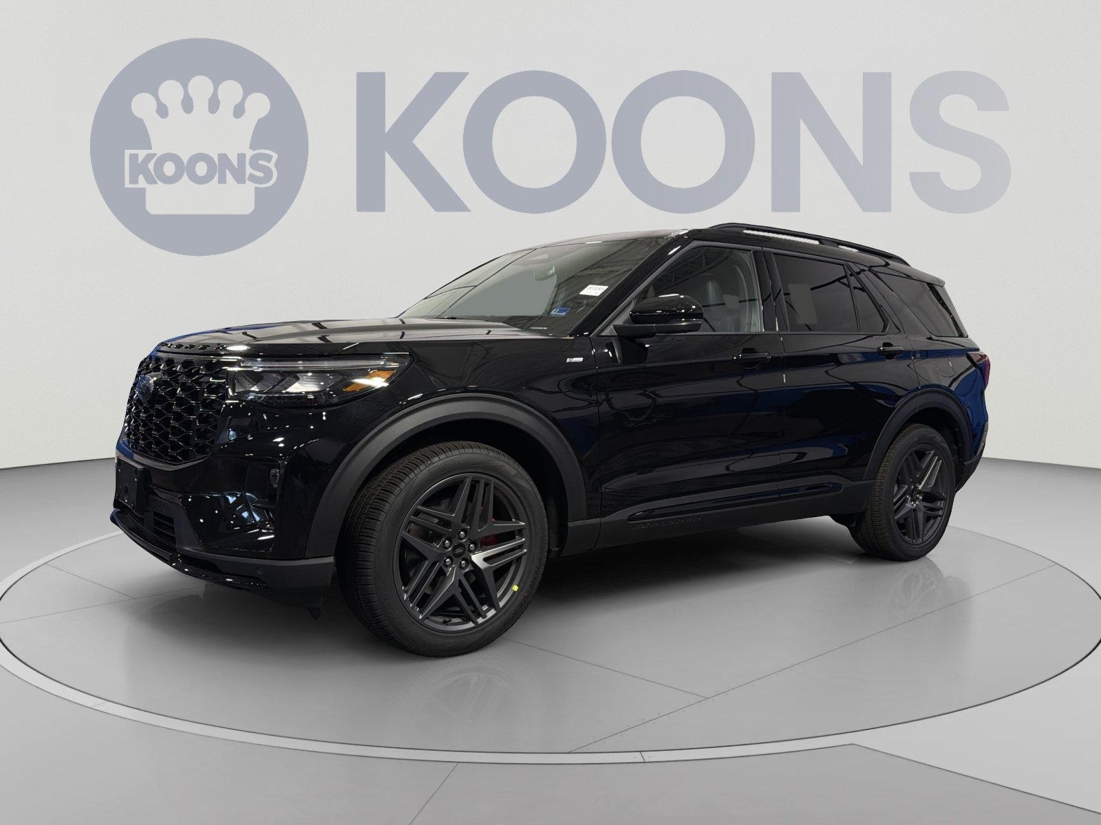 New 2026 Ford Explorer ST-Line w/ ST-Line Street Pack AWD/4WD image 1