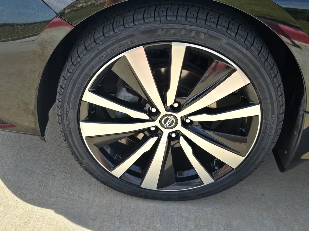 Used 2021 Nissan Altima 2.5 SR FWD image 9