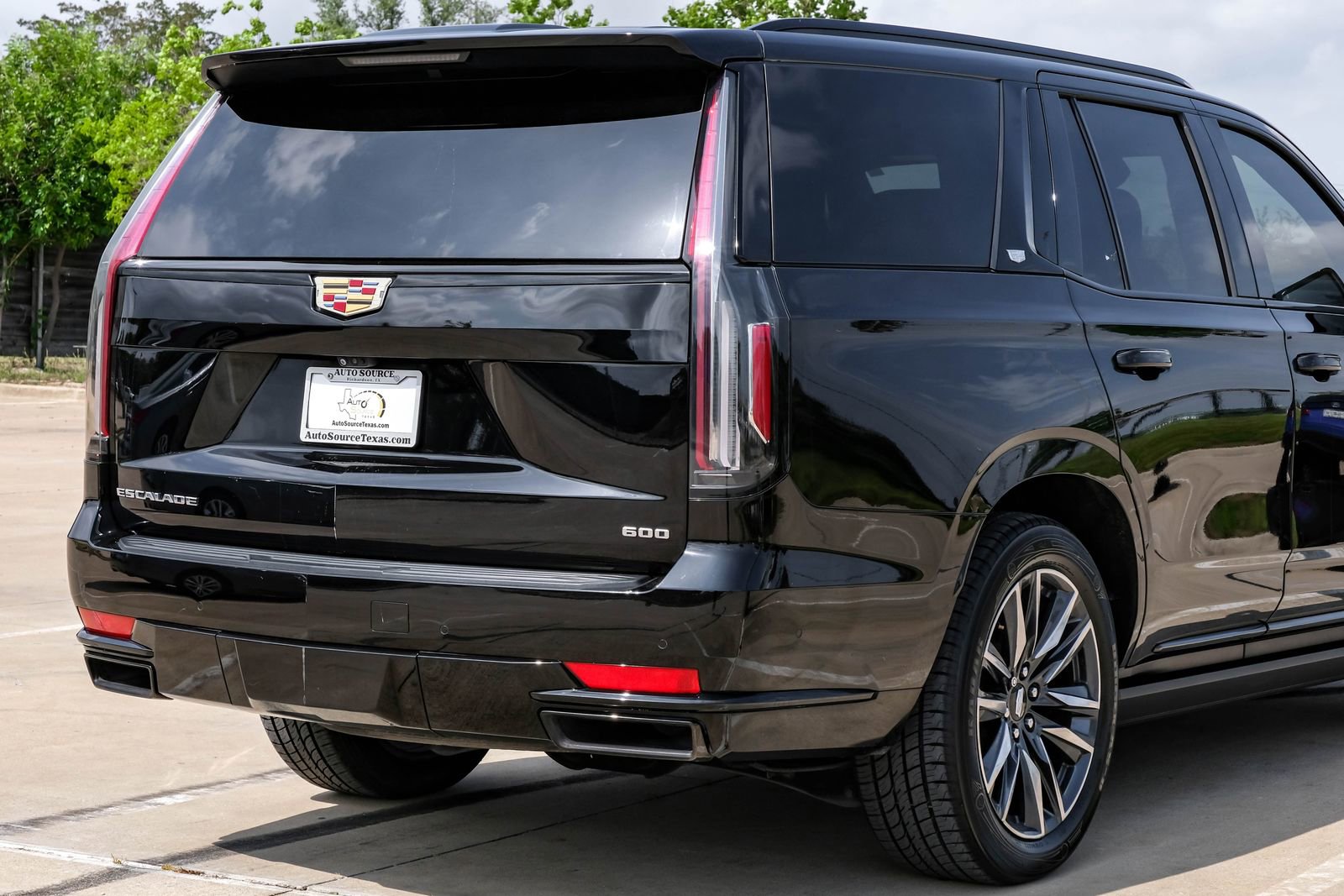 Used 2021 Cadillac Escalade Sport w/ Driver Assist Tech Package image 11