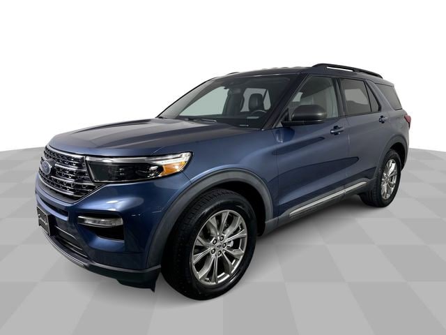 Used 2020 Ford Explorer XLT w/ Equipment Group 202A AWD/4WD image 4