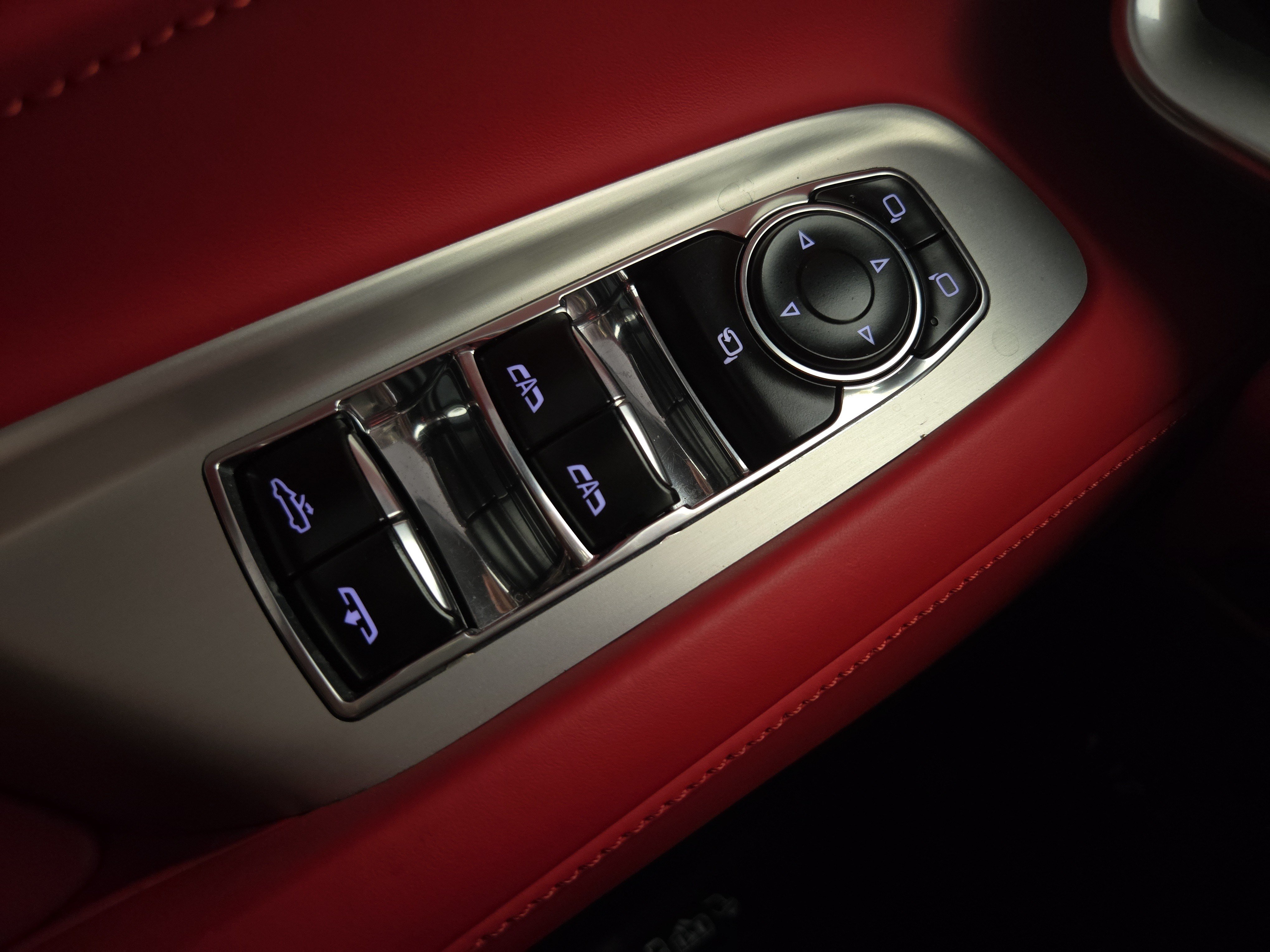 Used 2022 Chevrolet Corvette Stingray Premium Conv w/ Battery Protection Package RWD image 25