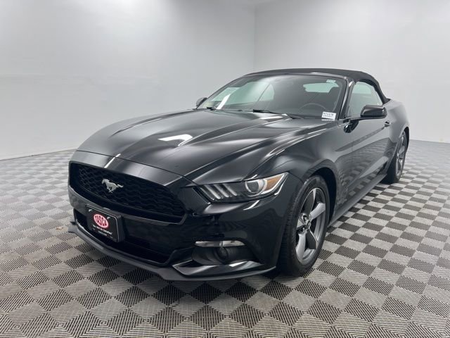 Used 2016 Ford Mustang Convertible w/ Equipment Group 051A image 2