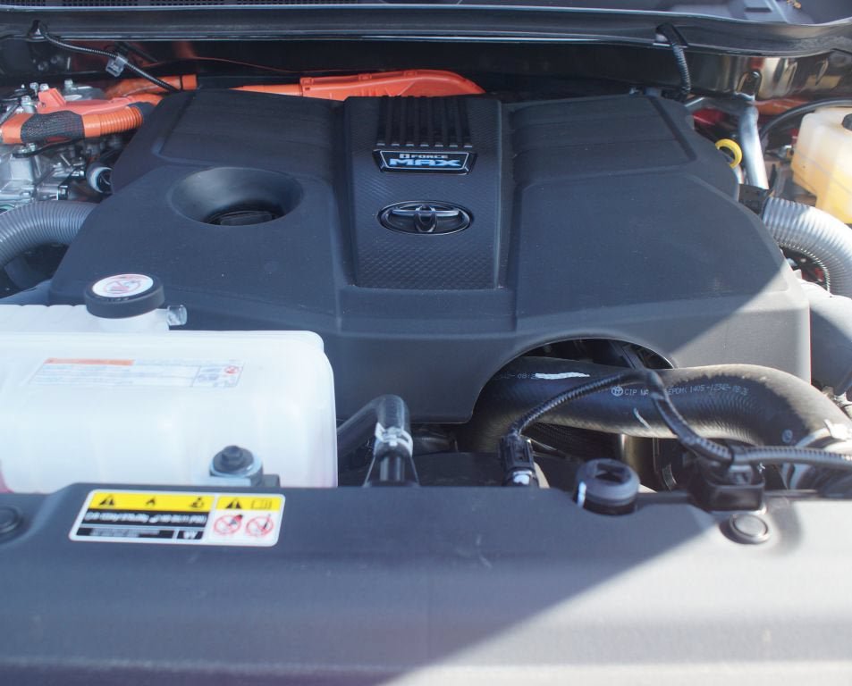 Used 2025 Toyota Sequoia Capstone AWD/4WD image 29