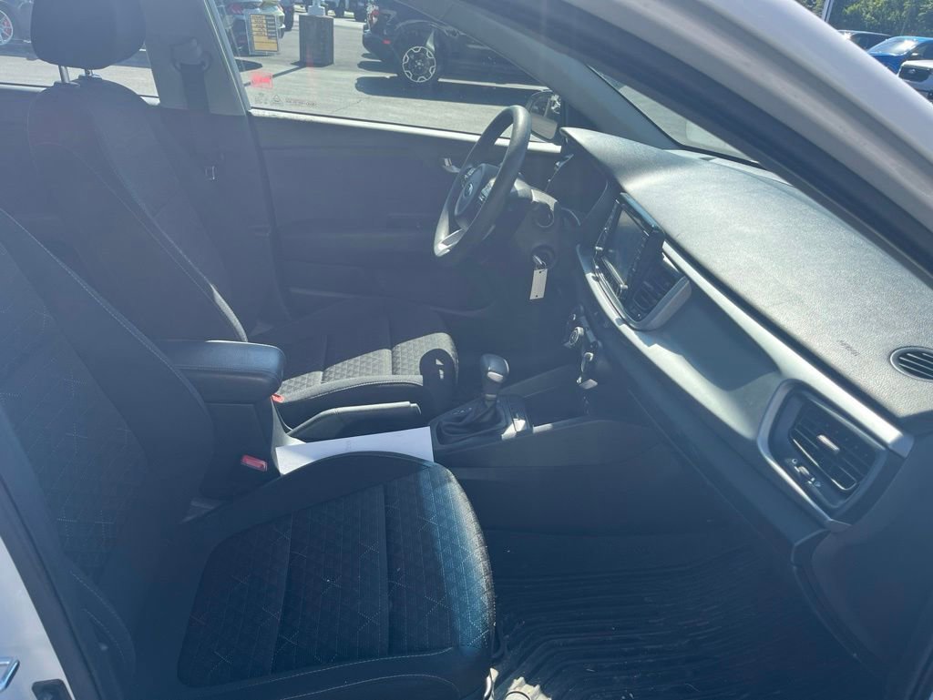 Used 2020 Kia Rio S FWD image 5
