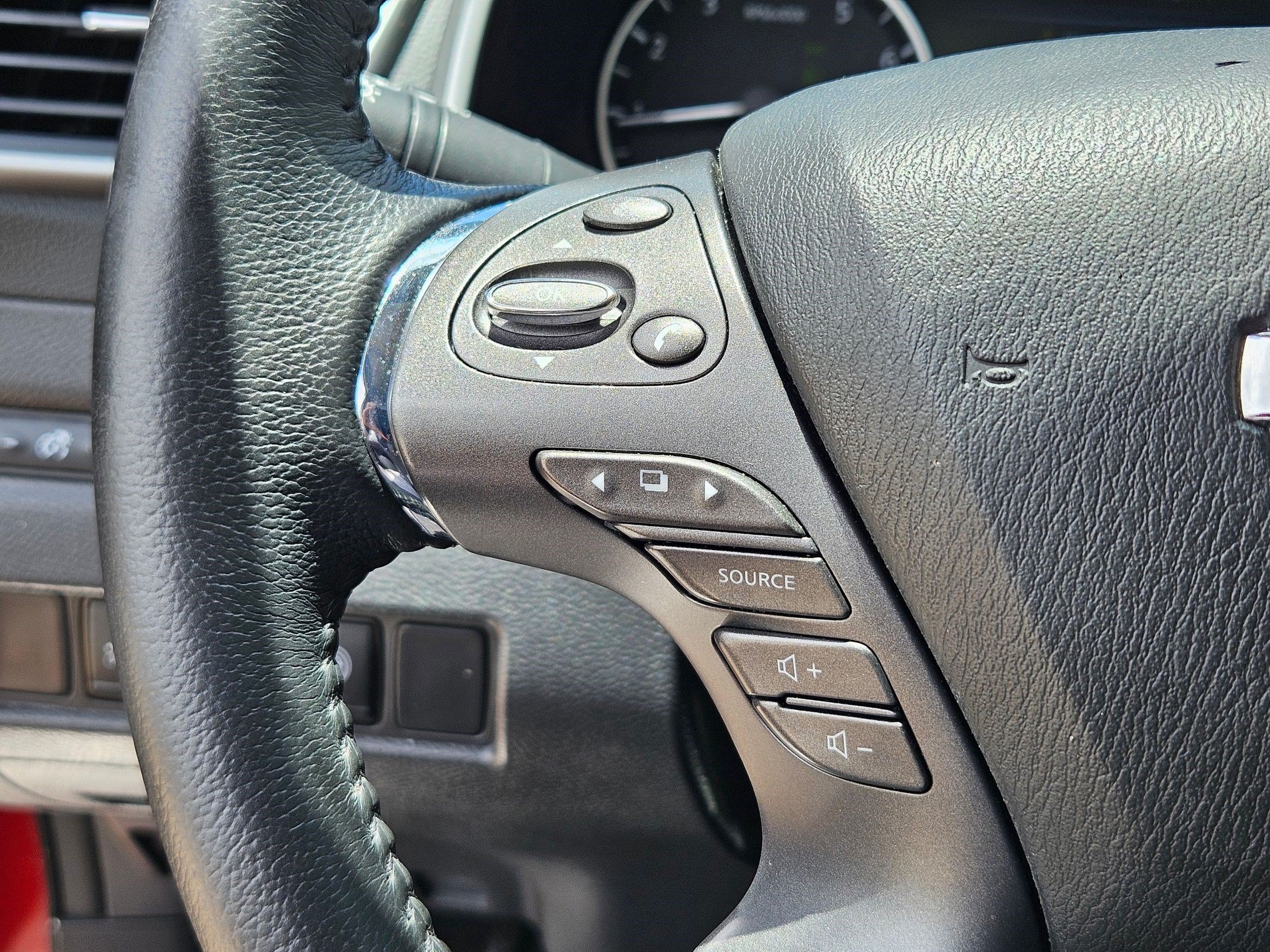 Used 2022 Nissan Murano SV AWD/4WD image 19