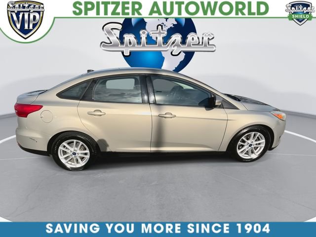 Used 2016 Ford Focus SE FWD image 9