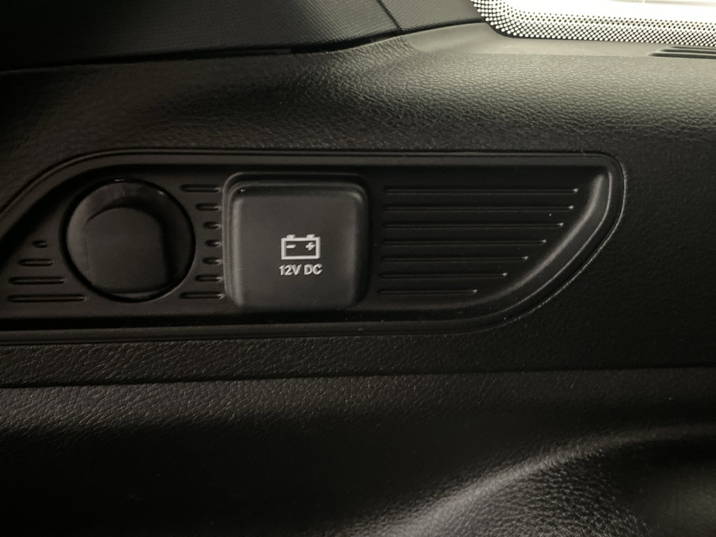 Used 2024 Jeep Grand Cherokee Altitude image 36