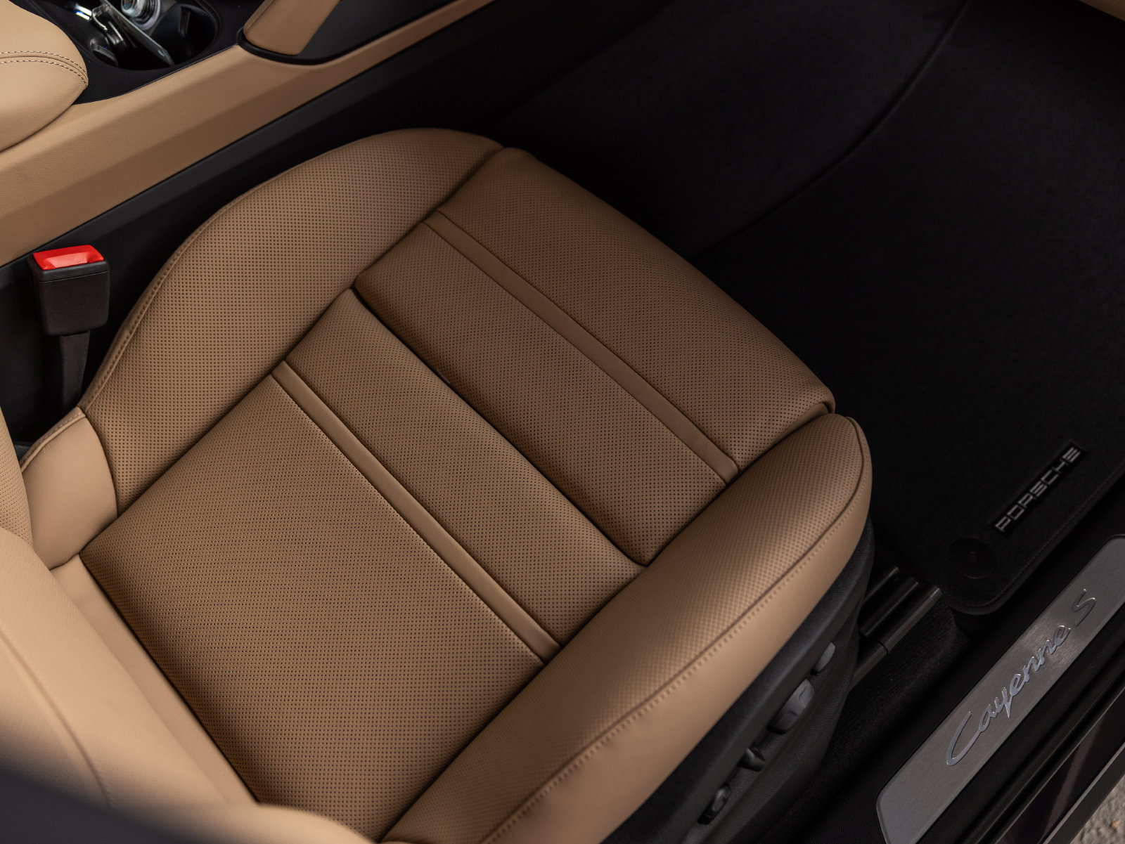 New 2026 Porsche Cayenne S AWD/4WD image 37