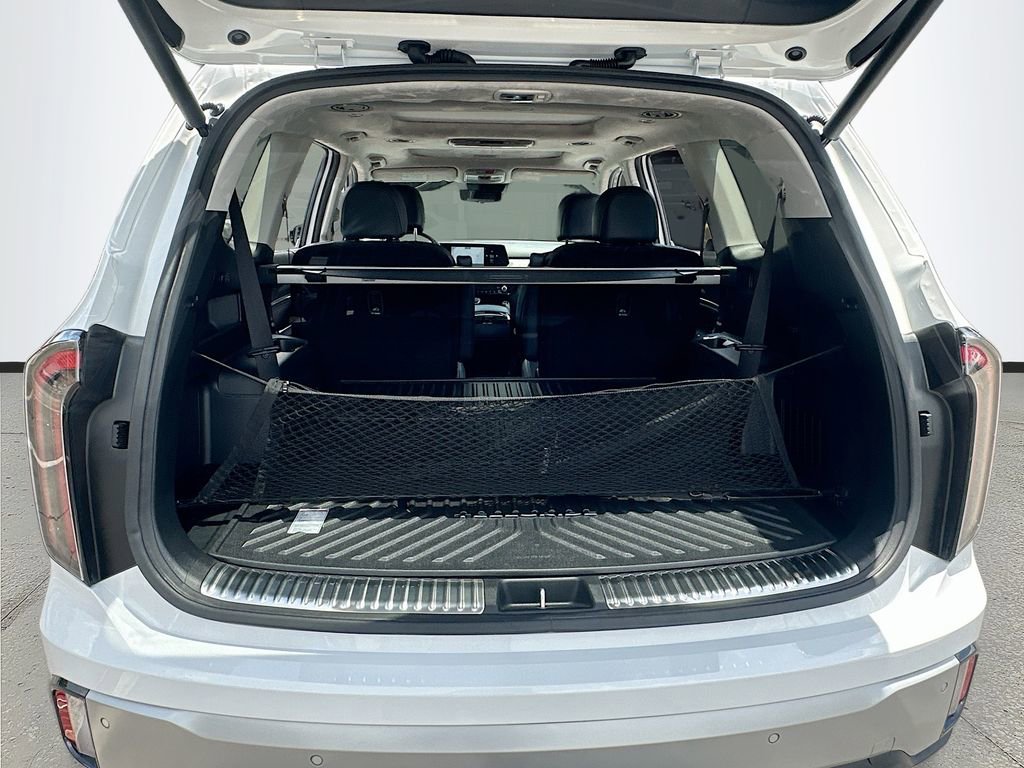 Certified 2023 Kia Telluride SX Prestige AWD/4WD image 28