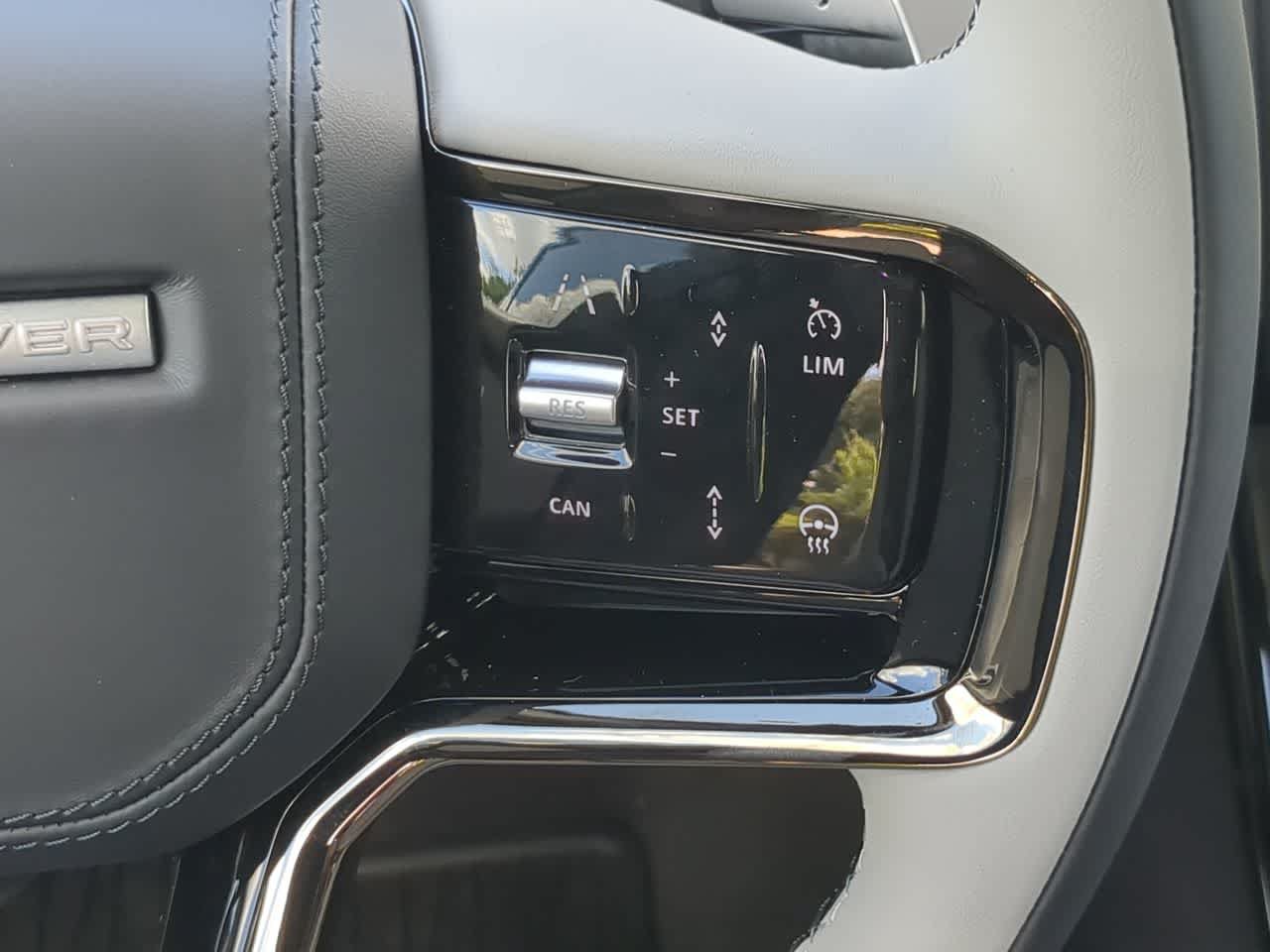 New 2026 Land Rover Range Rover Velar S AWD/4WD image 23