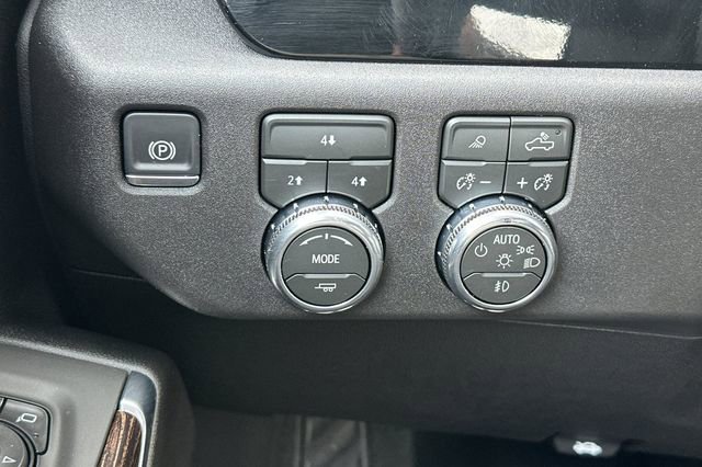 New 2026 GMC Sierra 3500 SLE image 27