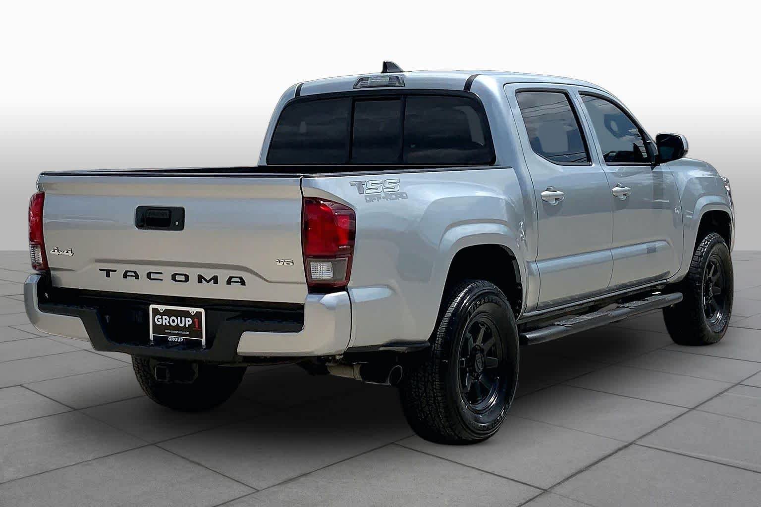 Used 2023 Toyota Tacoma SR AWD/4WD image 13