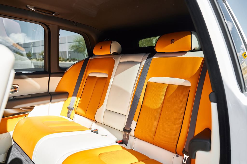 Used 2026 Rolls-Royce Cullinan AWD/4WD image 49