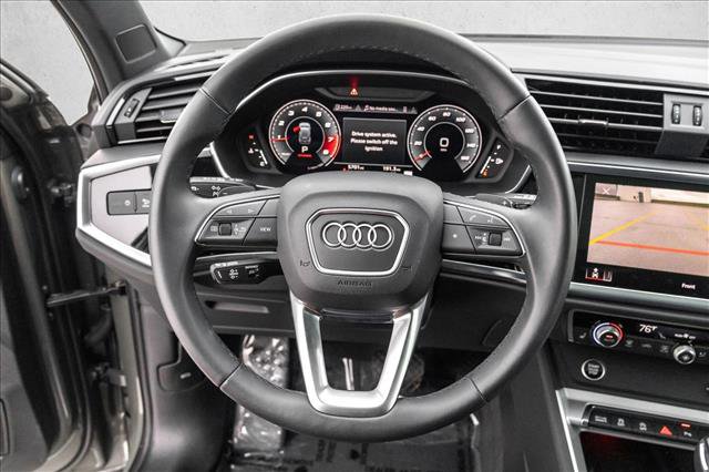 Certified 2025 Audi Q3 2.0T Premium Plus w/ Premium Plus Package image 13