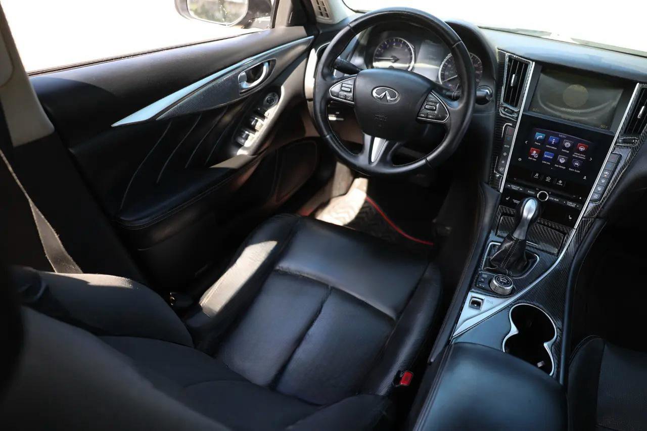 Used 2014 INFINITI Q50 w/ Moonroof Package image 18