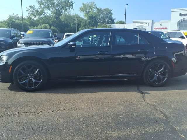 Certified 2023 Chrysler 300 S w/ Comfort Group RWD image 9