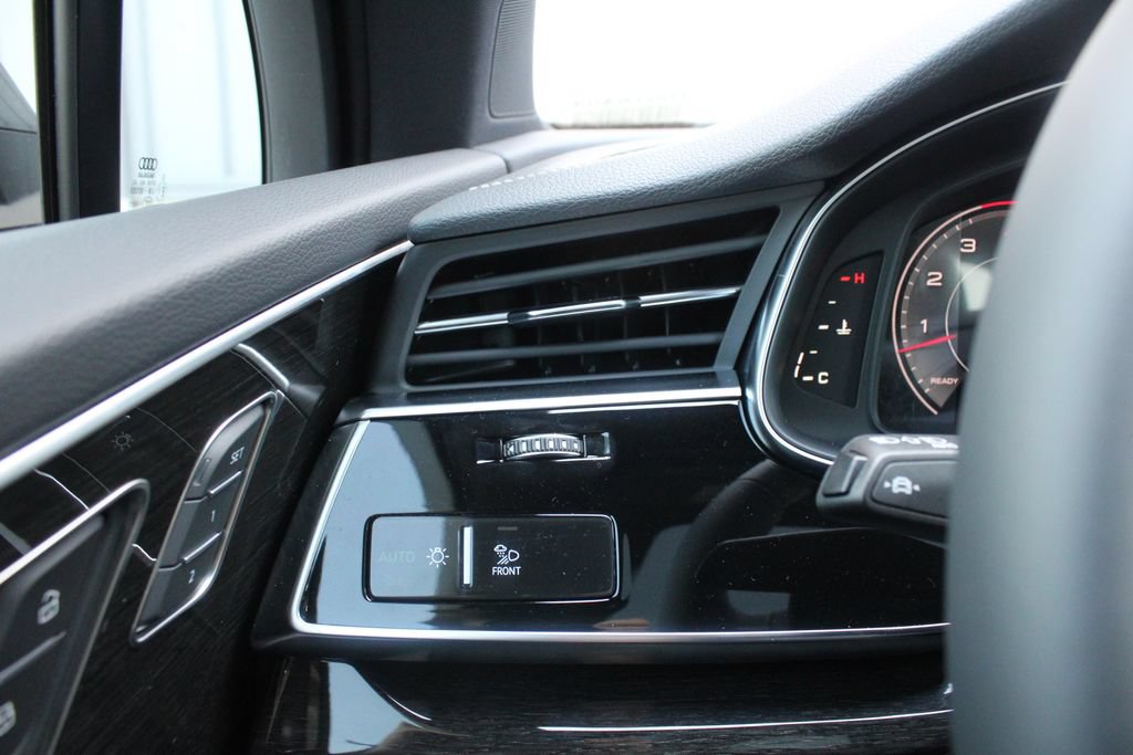 New 2026 Audi Q7 Premium Plus AWD/4WD image 9