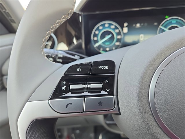 New 2025 Hyundai Elantra SEL image 21