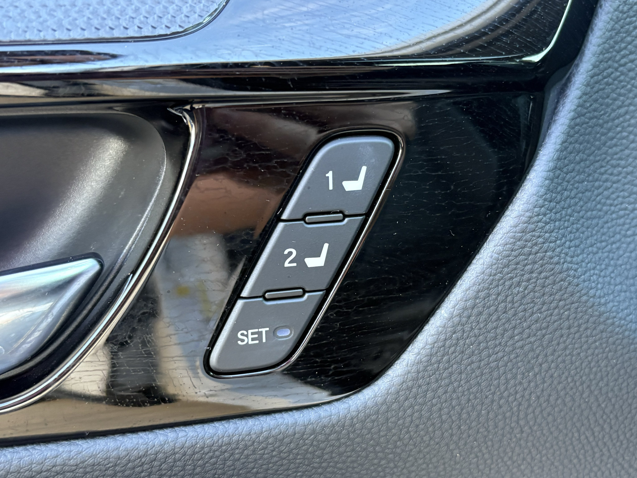 Used 2026 Honda CR-V EX-L image 11