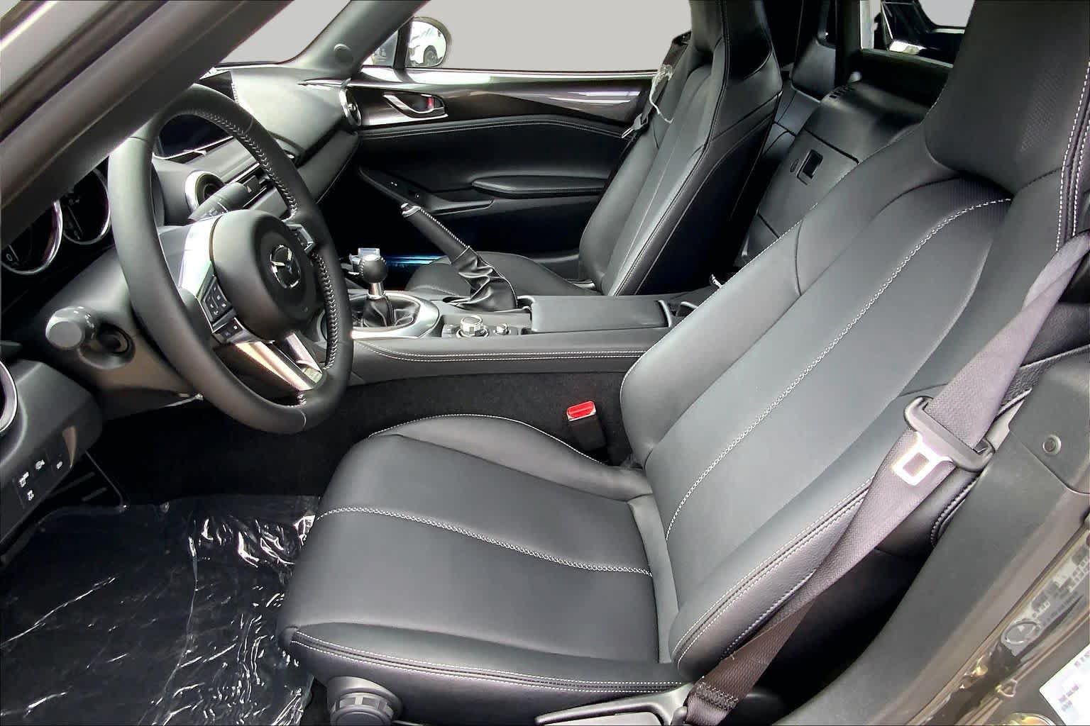 New 2026 MAZDA MX-5 Miata RF Grand Touring RWD image 5
