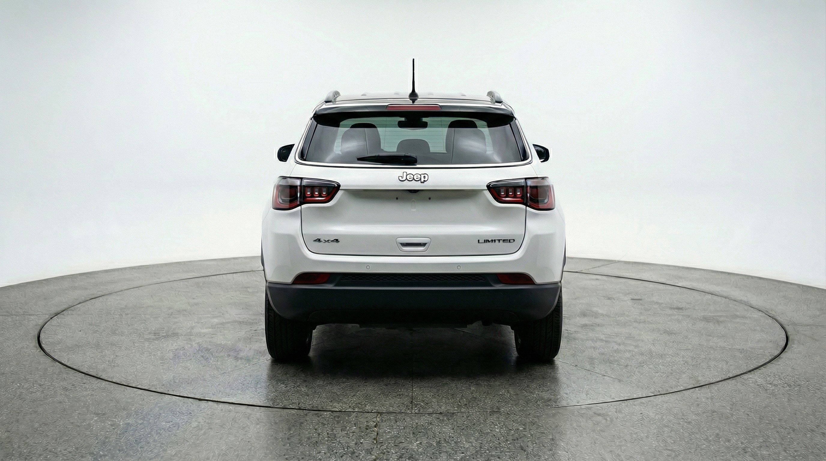 Used 2025 Jeep Compass Limited AWD/4WD image 7