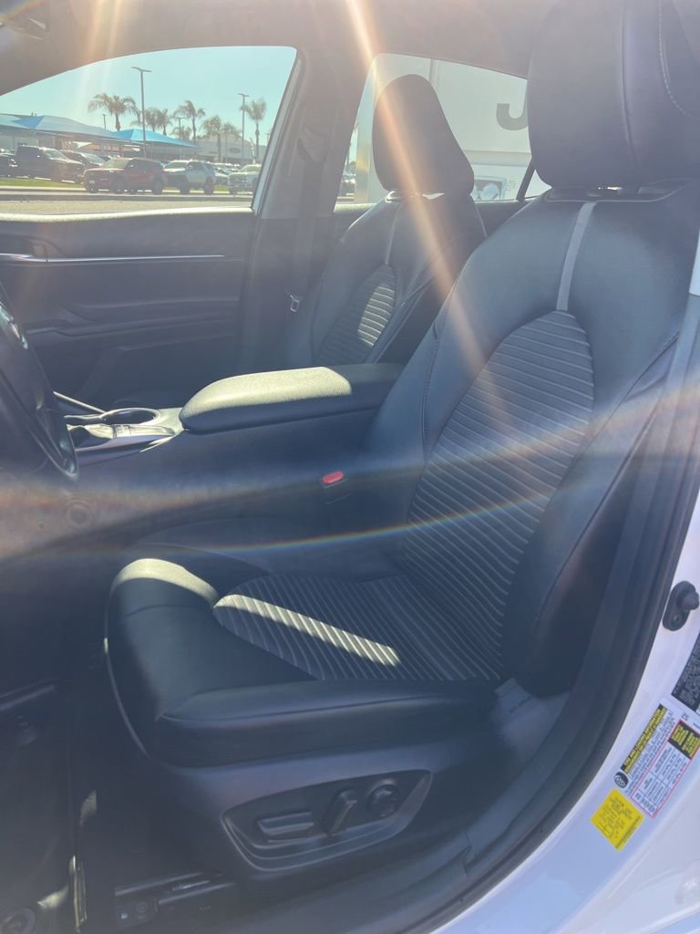 Used 2024 Toyota Camry SE w/ Convenience Package image 21
