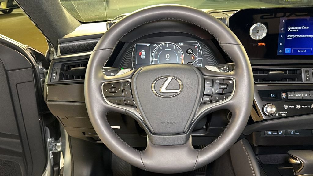 Certified 2025 Lexus ES 350 w/ Premium Package image 18